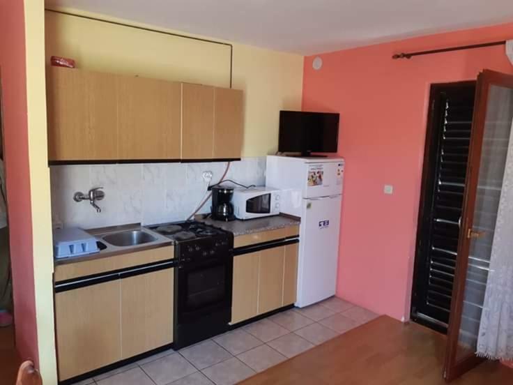Apartmani Katica Vir Eksteriør billede